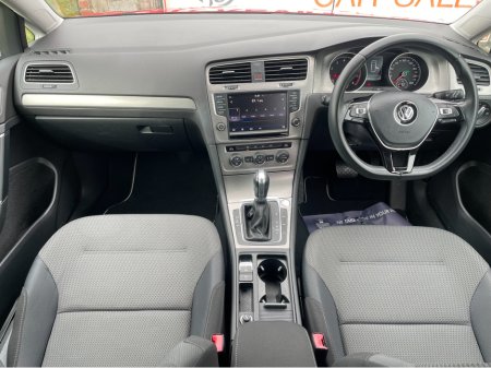 2017 Volkswagen Golf - thumbnail 12