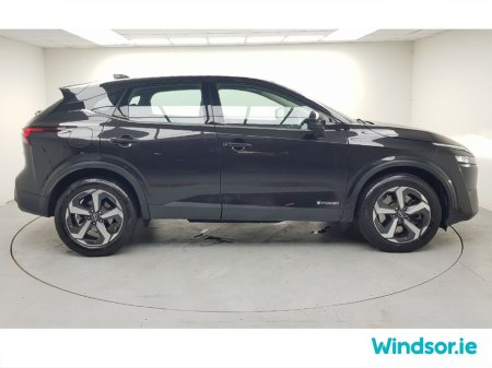 2025 Nissan Qashqai ePOWER QASHQAI SV €37,995 thumbnail