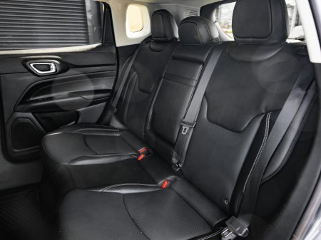 2025 Jeep Compass - thumbnail 23