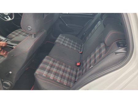 2016 Volkswagen Golf - thumbnail 15