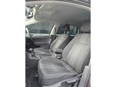 2015 Volkswagen Golf LOUNGE 1.2 TSI AUTO €13,950 thumbnail