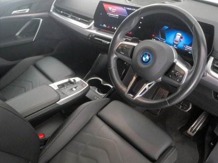 2024 BMW iX1 eDrive20 M Sport €42,900 thumbnail