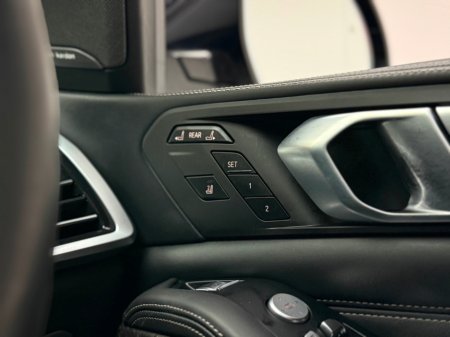 2020 BMW X7 - thumbnail 23