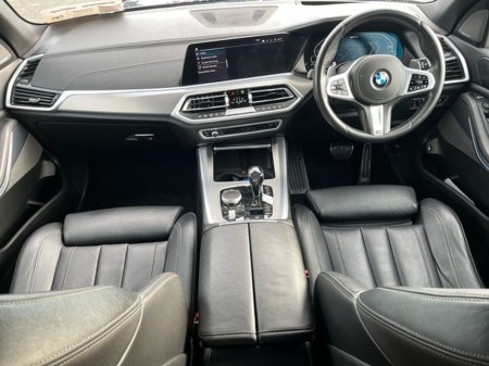 2021 BMW X5 M SPORT XDRIVE 45E PHEV AUTOMATIC // €54,945 thumbnail