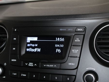 2020 Hyundai i10 - thumbnail 18