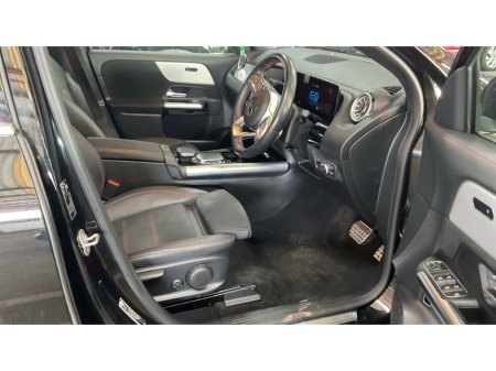 2023 Mercedes-Benz EQA - thumbnail 2