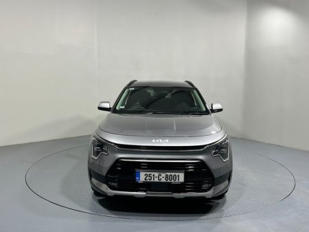 2025 Kia Niro - thumbnail 2