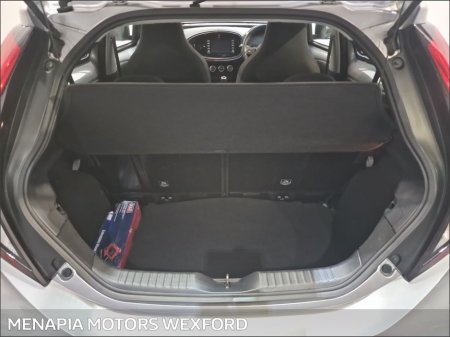 2023 Toyota Aygo X - thumbnail 13