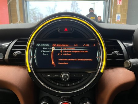 2017 MINI Cooper €15950! 2017 MINI COOPER 5DOORS 1.5 AUTOMATIC €15,950 thumbnail