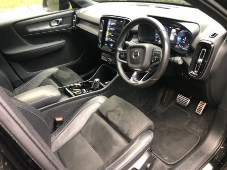 2021 Volvo XC40 - thumbnail 11