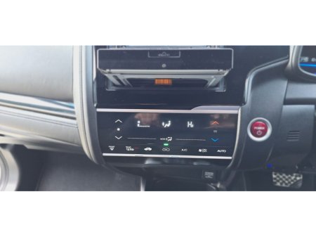 2015 Honda Fit - thumbnail 30