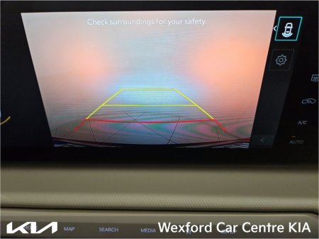 2025 Kia EV4 EV4 FASTBACK GT LINE LR 4DR thumbnail