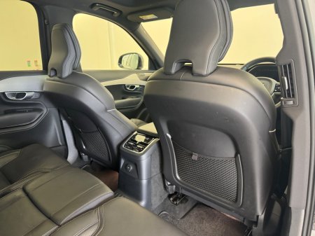 2024 Volvo XC90 - thumbnail 17