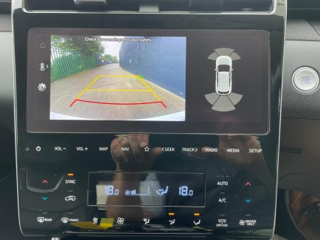 2022 Hyundai Tucson EXECUTIVE PLUS HEV 2TONE HYBRID AUTO €29,995 thumbnail