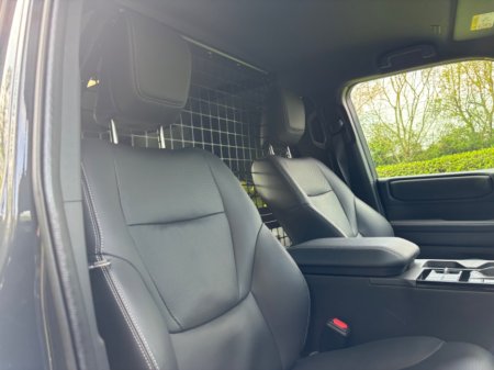 2026 Toyota Landcruiser - thumbnail 11