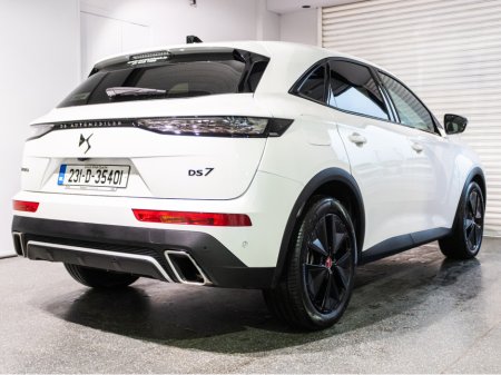 2023 DS Automobiles DS 7 PERFORMANCE LINE E-TENSE 2 225 A €39,950