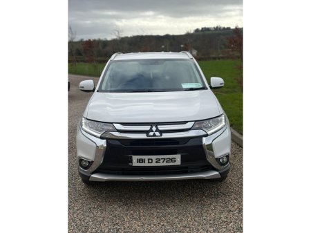 2018 Mitsubishi Outlander - thumbnail 6