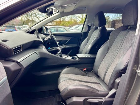 2017 Peugeot 3008 - thumbnail 11