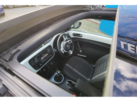 2017 Volkswagen Beetle 1.2TSI DESIGN **SUNROOF** - FINANCE AVAILABLE - CALL US TODAY ON 01 492 6566 OR 087-092 5525 €12,950
