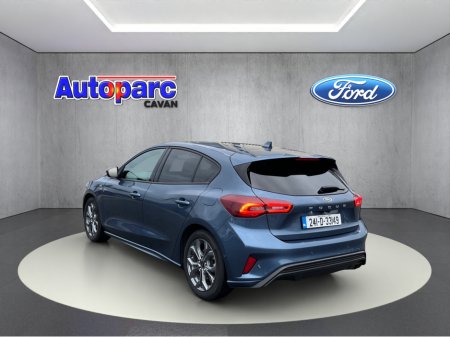 2024 Ford Focus ST-LINE 1.0T 125 M6 FWD €25,950 thumbnail
