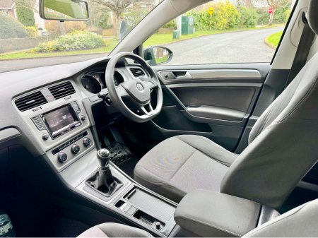 2015 Volkswagen Golf - thumbnail 18