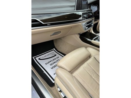 2016 BMW 7 Series - thumbnail 12