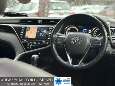 2018 Toyota Camry 2.5 HYBRID 5DR €18,995 thumbnail