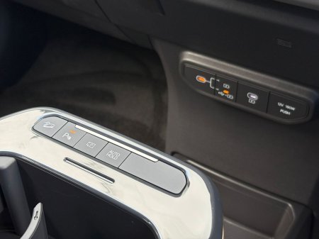 2026 Kia EV5 - thumbnail 16