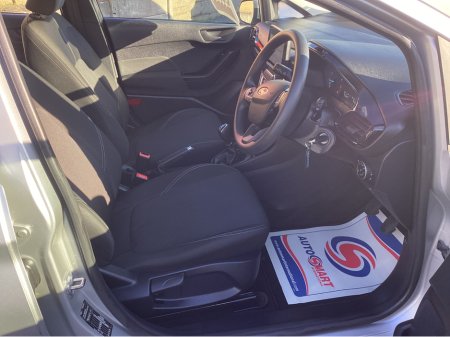 2022 Ford Fiesta - thumbnail 9