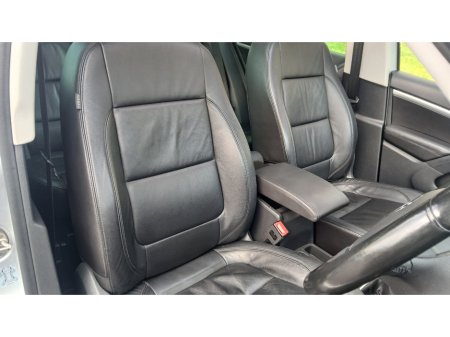 2016 Volkswagen Tiguan - thumbnail 3