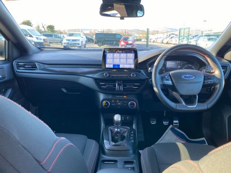 2020 Ford Focus - thumbnail 9