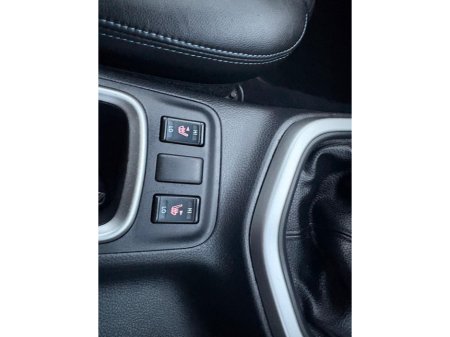 2021 Nissan Navara - thumbnail 10