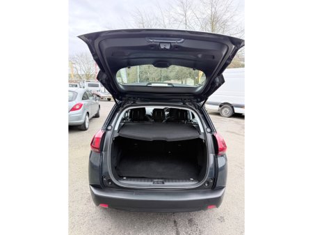 2017 Peugeot 2008 - thumbnail 12