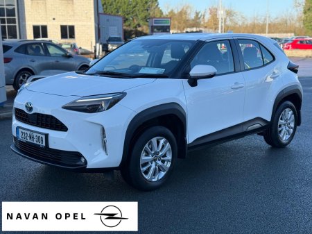 2023 Toyota Yaris Cross Cross Luna 1.5 Hybrid €26,950 thumbnail