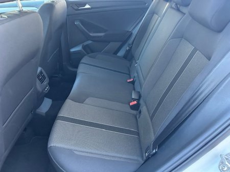 2023 Volkswagen T-Roc 2.0 TDI 116HP Life rear view Camera Low mileage €29,995 thumbnail