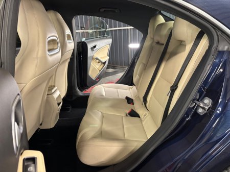 2018 Mercedes-Benz CLA Class CLA 180 URBAN €19,950 thumbnail