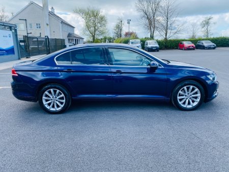 2019 Volkswagen Passat - photo 4