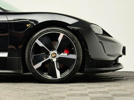 2022 Porsche Taycan - thumbnail 8