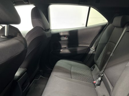 2020 Toyota Corolla COROLLA HYBRID L/SPORT HB €21,950 thumbnail