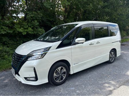 2020 Nissan Serena E Power Hybrid 7 seater €24,995