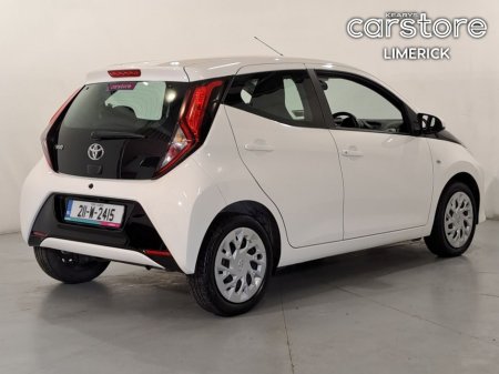 2021 Toyota Aygo - thumbnail 3