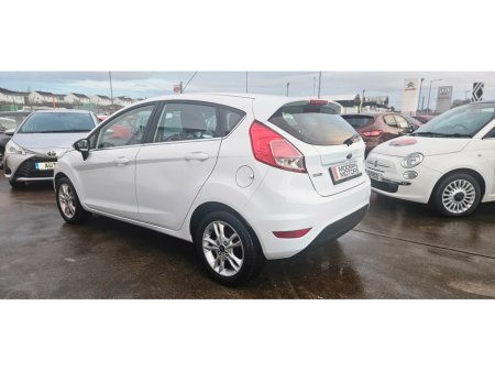 2016 Ford Fiesta ZETEC TURBO 1.0 eco 100 low miles €8,750 thumbnail