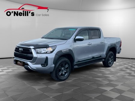 2025 Toyota Hilux - thumbnail 5