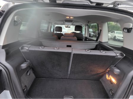 2013 Volkswagen Touran 7 SEATER FAMLY MPV 1.4 TSI AUTOMATIC - PRIVACY GLASS  - REV CAMERA - SIMI DEALER - SPECIALISING IN IMPORTS OF GERMAN AUTOMATIC HI SPEC CARS €9,950 thumbnail