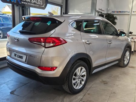 2018 Hyundai Tucson - thumbnail 2