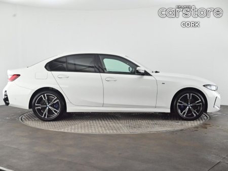 2024 BMW 3 Series 330 E M Sport Auto €48,880 thumbnail