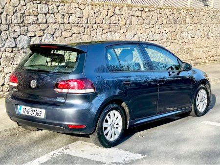 2012 Volkswagen Golf - thumbnail 12