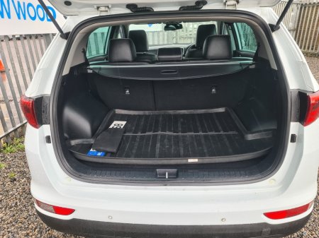 2018 Kia Sportage - thumbnail 19