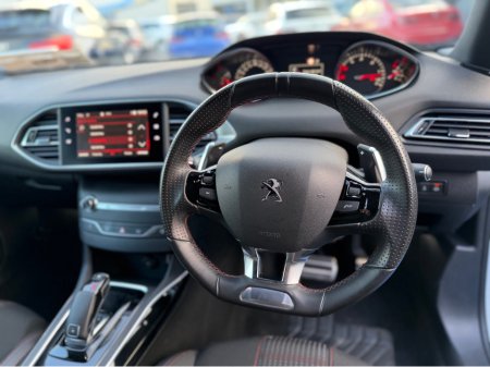 2019 Peugeot 308 - thumbnail 15