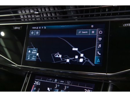 2023 Audi Q8 3.0TFSI e 55 S Line €74,950 thumbnail